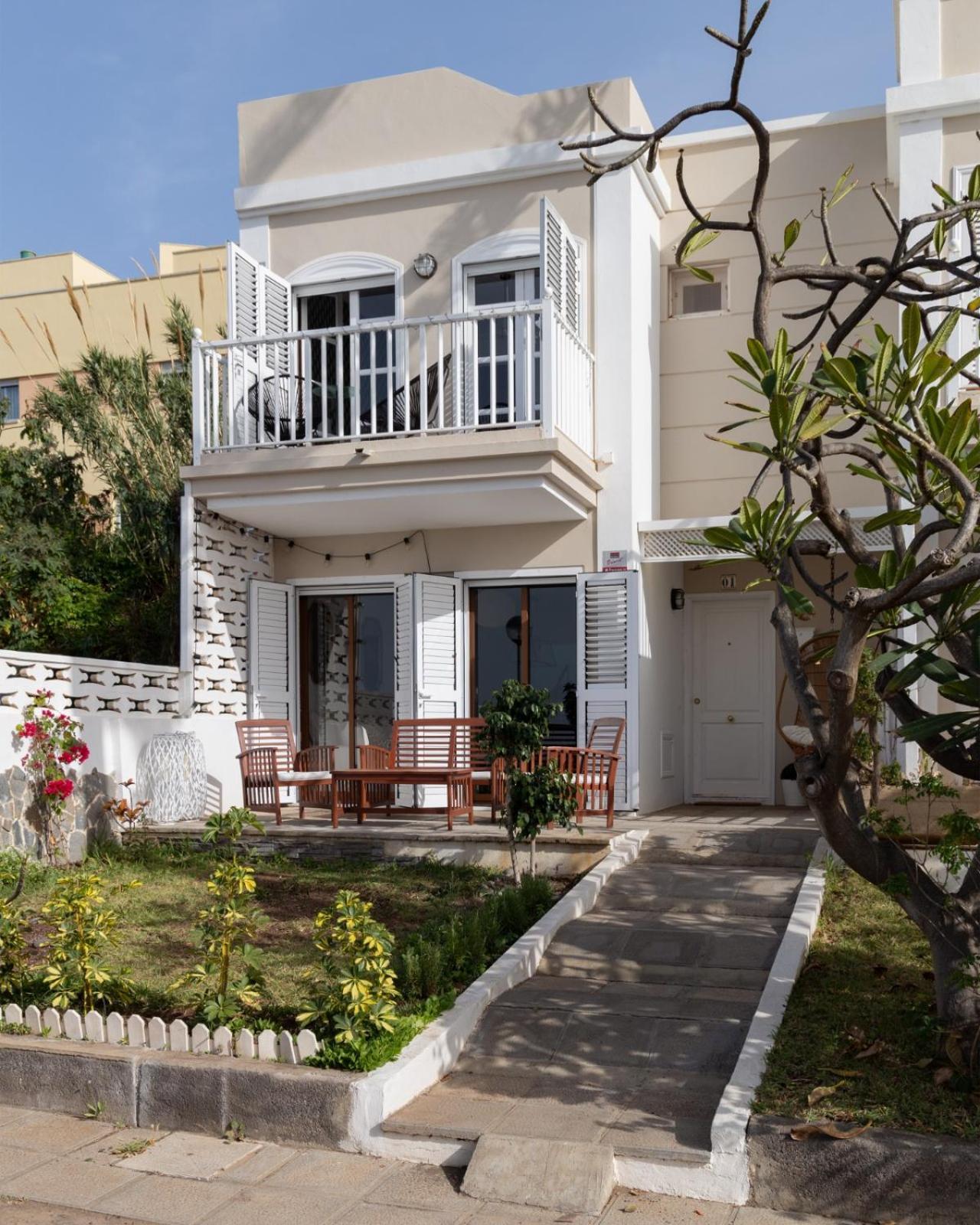 Вилла La Casa Nostra - Family Oriented House In Quiet Area Бахамар Экстерьер фото